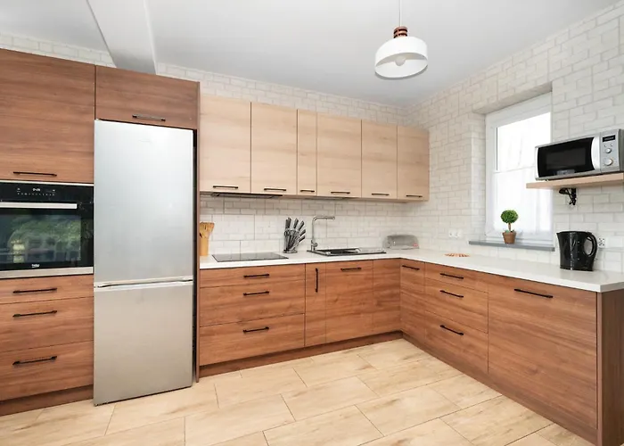 Semesterbostad Dom Na Skarpie - Z Kominkiem Dabrowka (Koscierzyna)