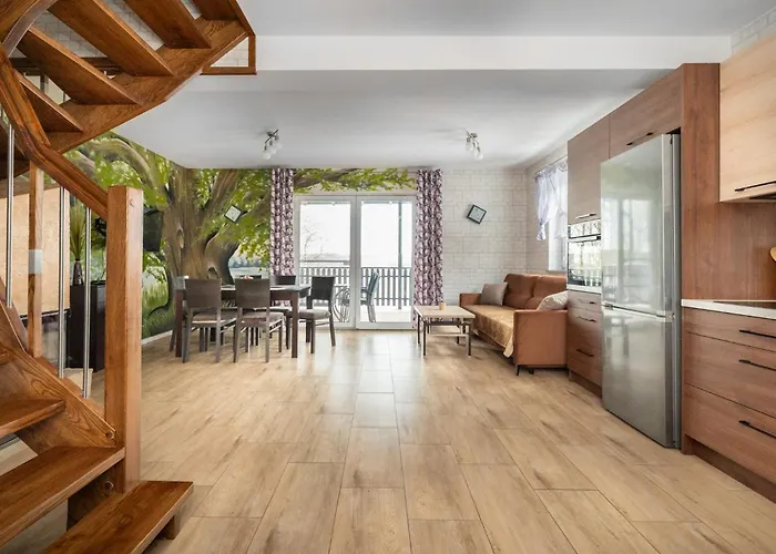 Semesterbostad Dom Na Skarpie - Z Kominkiem