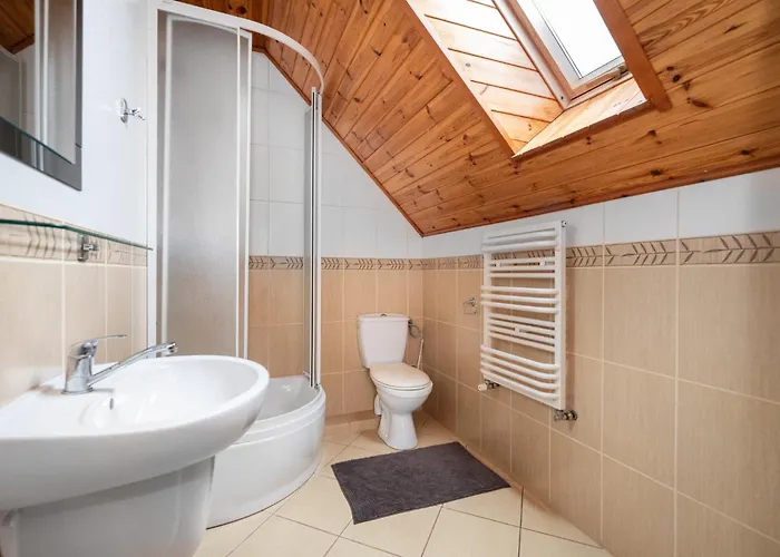 Dom Na Skarpie - Z Kominkiem Semesterbostad *